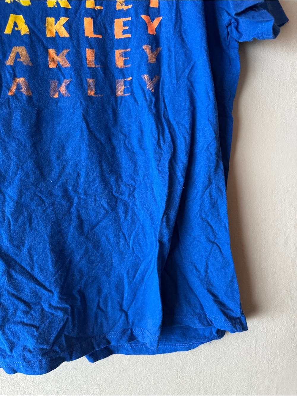 Oakley Tshirt - Picture 4 of 6